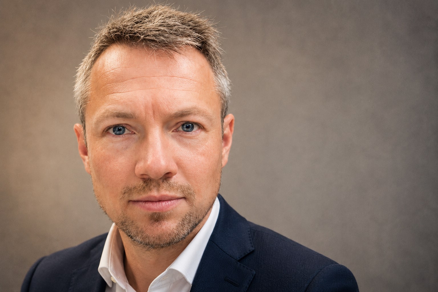 Current portrait of Samuel Glöggl, managing director of Glöggl GmbH.